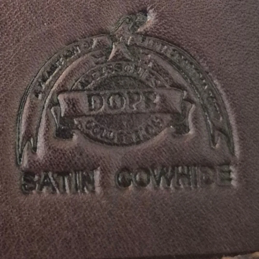 DOPP Mens Brown Satin Cowhide Leather Bifold Card Wallet
